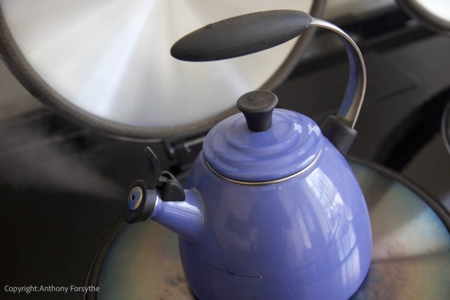 Kettle boiling on eControl Aga